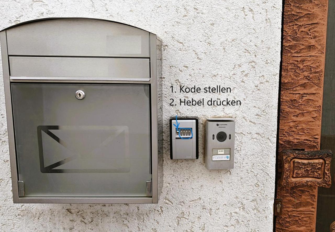 Ferienwohnung "Sorgenfrei" In Coburg ! - Im Eg Mit Privatparkplatz & Balkon ภายนอก รูปภาพ